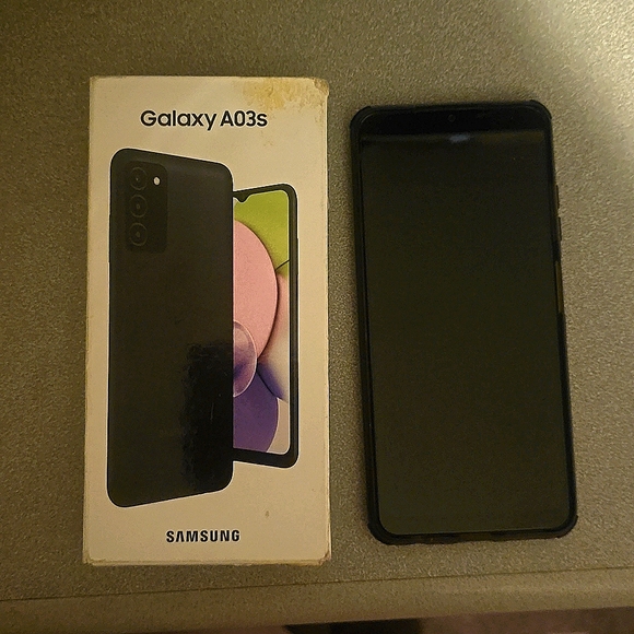 Unlocked Samsung A03s cell phone - Picture 1 of 3